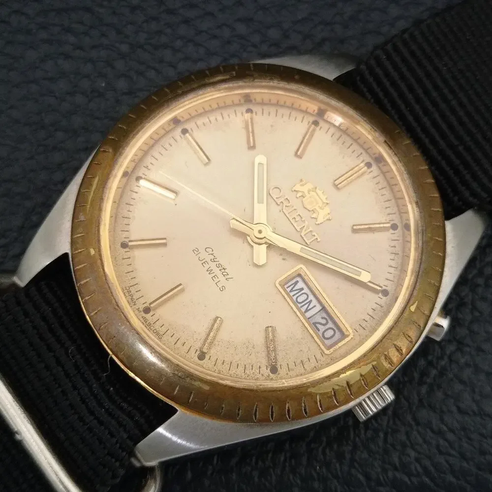 Vintage 1971 Orient Automatic Mens Silver Watch W/daydate & Gold accents